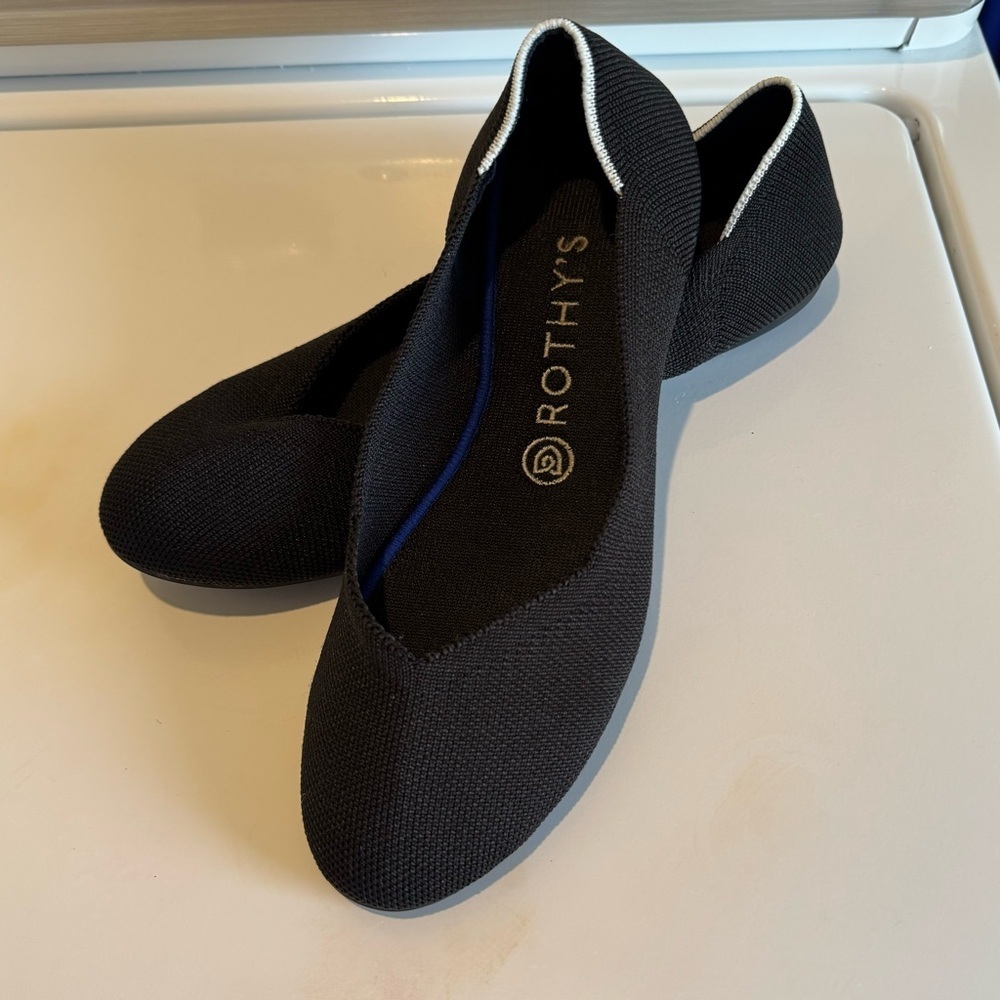 Rothy's Black Round Toe White Halo Ballet Flats Retired